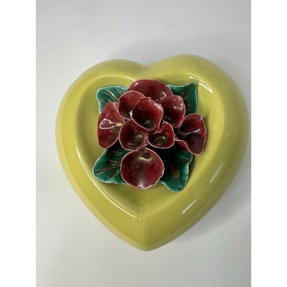 Vintage 60s California Ceramic Heart-Shaped Floral Wall Vase - Picture 1 of 16